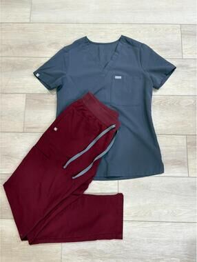 Figs Technical Collection Scrub Set Women’s XS Shirt,  S Maroon Red Pants 2 pcs